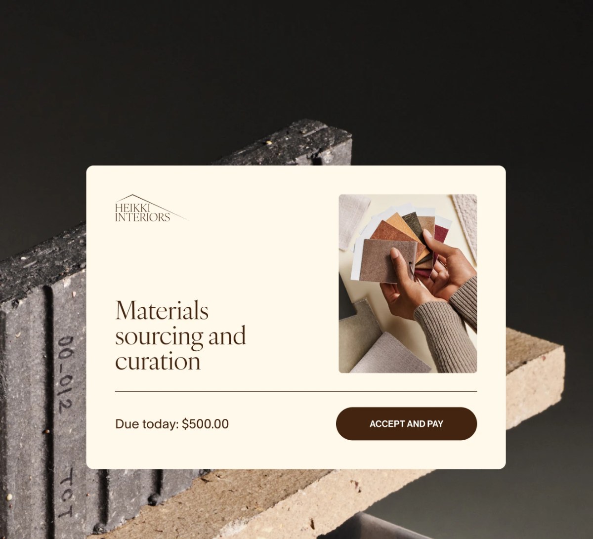Branded Squarespace invoice prompting the client to pay (image: Squarespace)